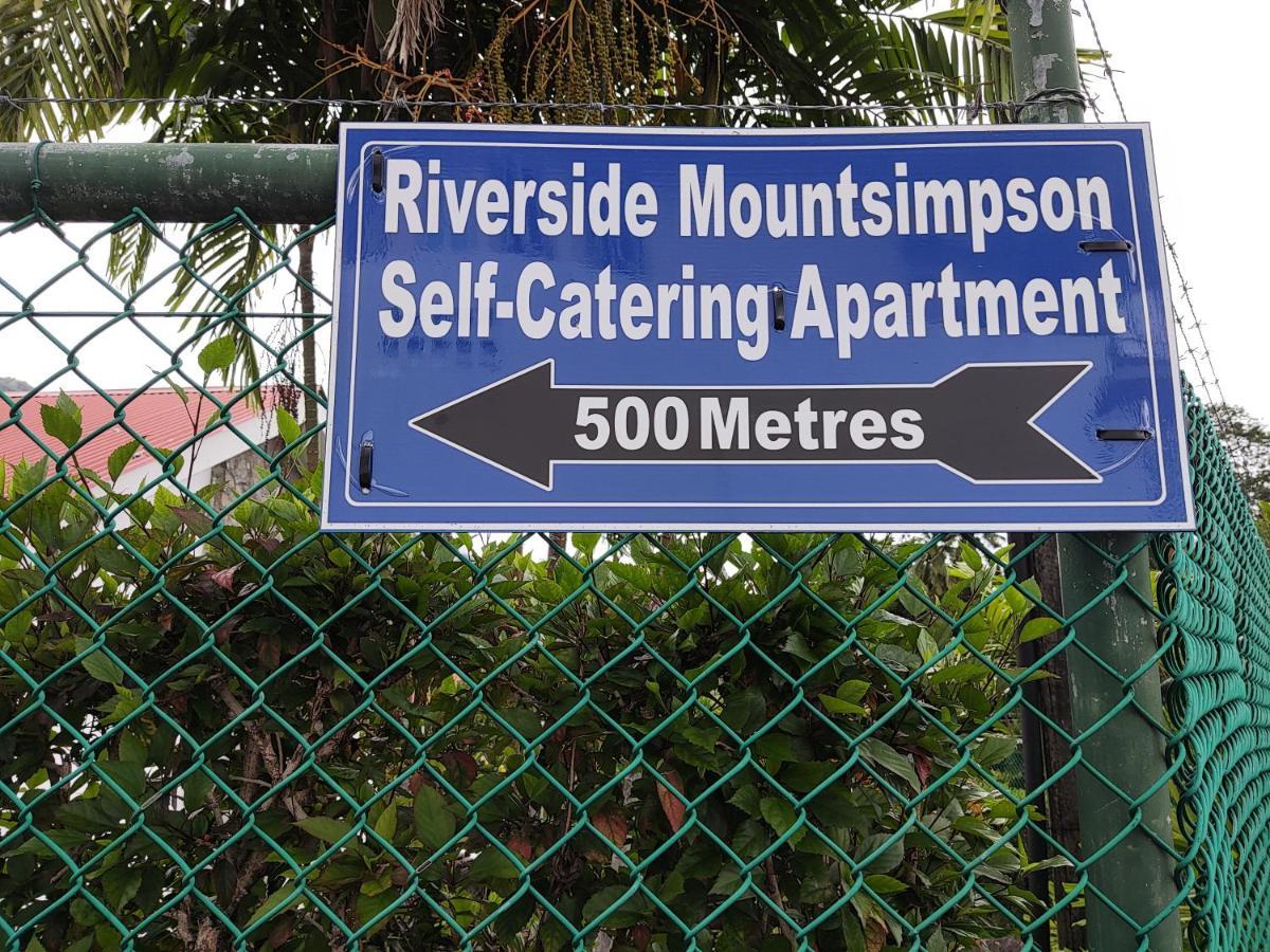 Riverside Mount Simpson - Seychelles Island Beau Vallon  Eksteriør billede